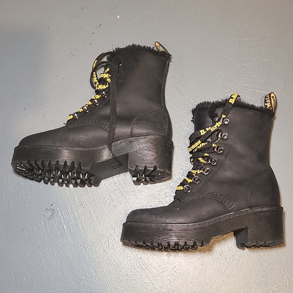 Dr. Martens Black Boots with Logo Yellow Laces - Picture 2 of 7